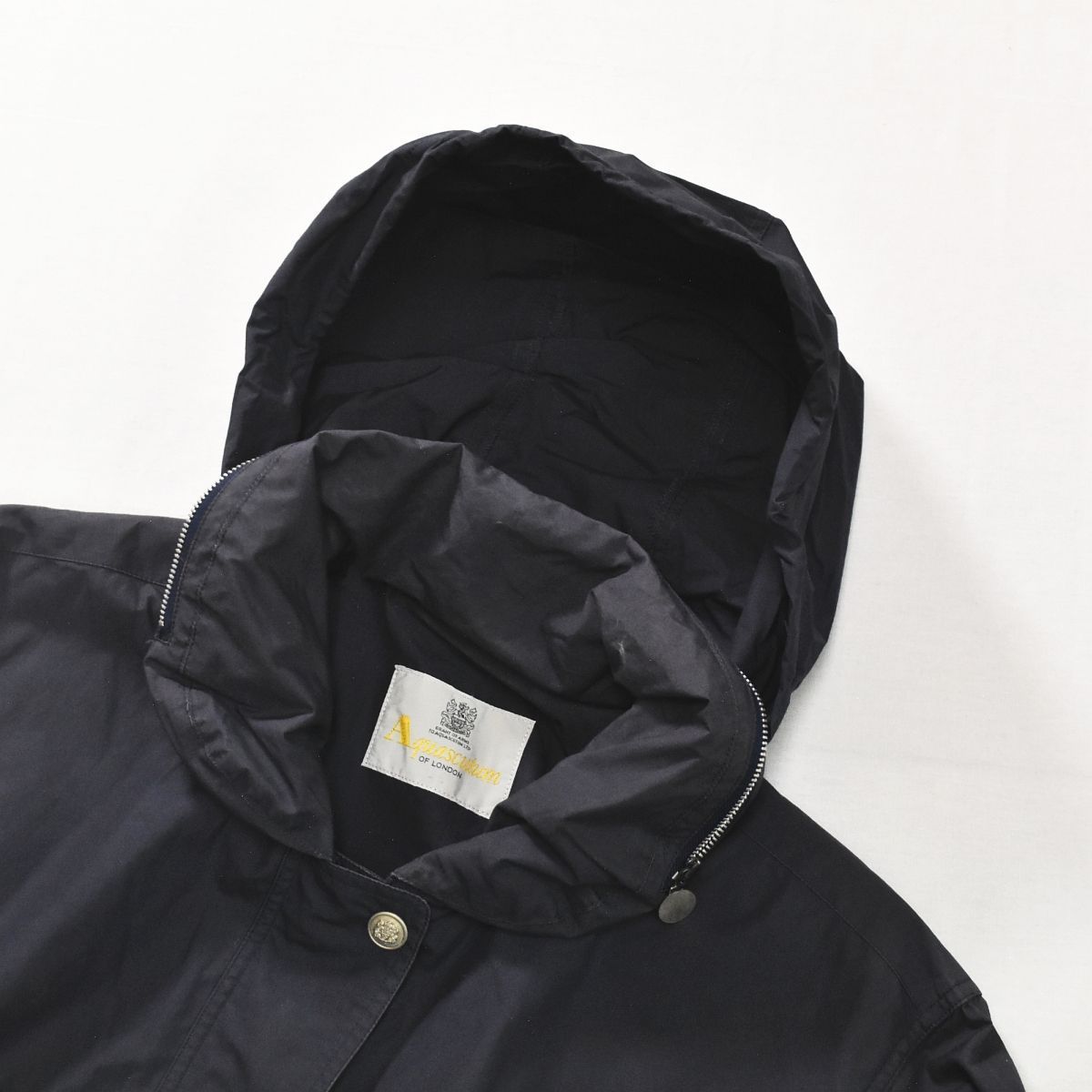 90s00sヴィンテージ アクアスキュータム Aquascutum エンブレムボタン