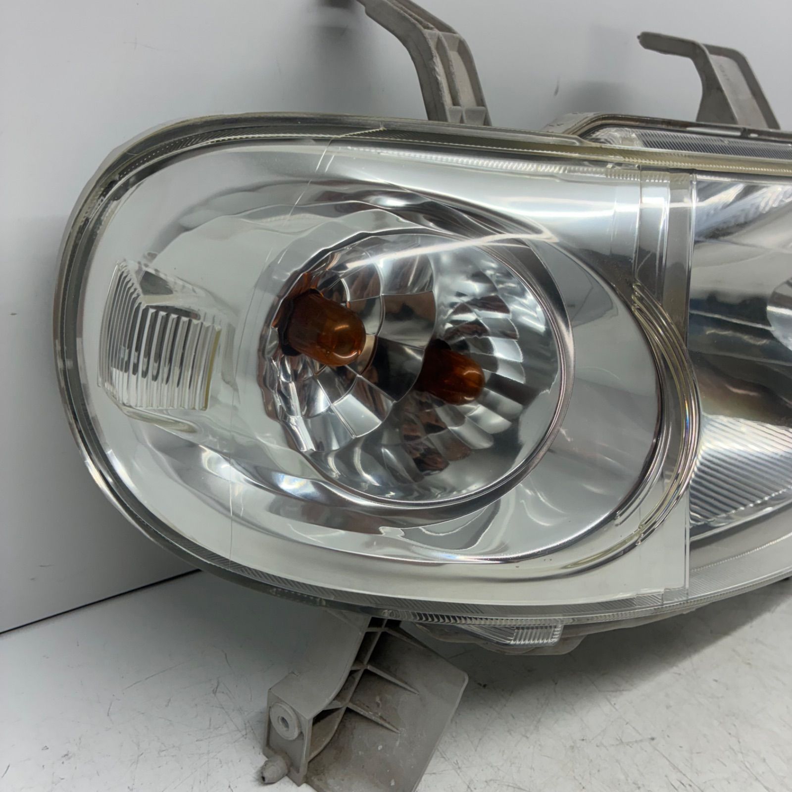 ヘッドライト レンズ