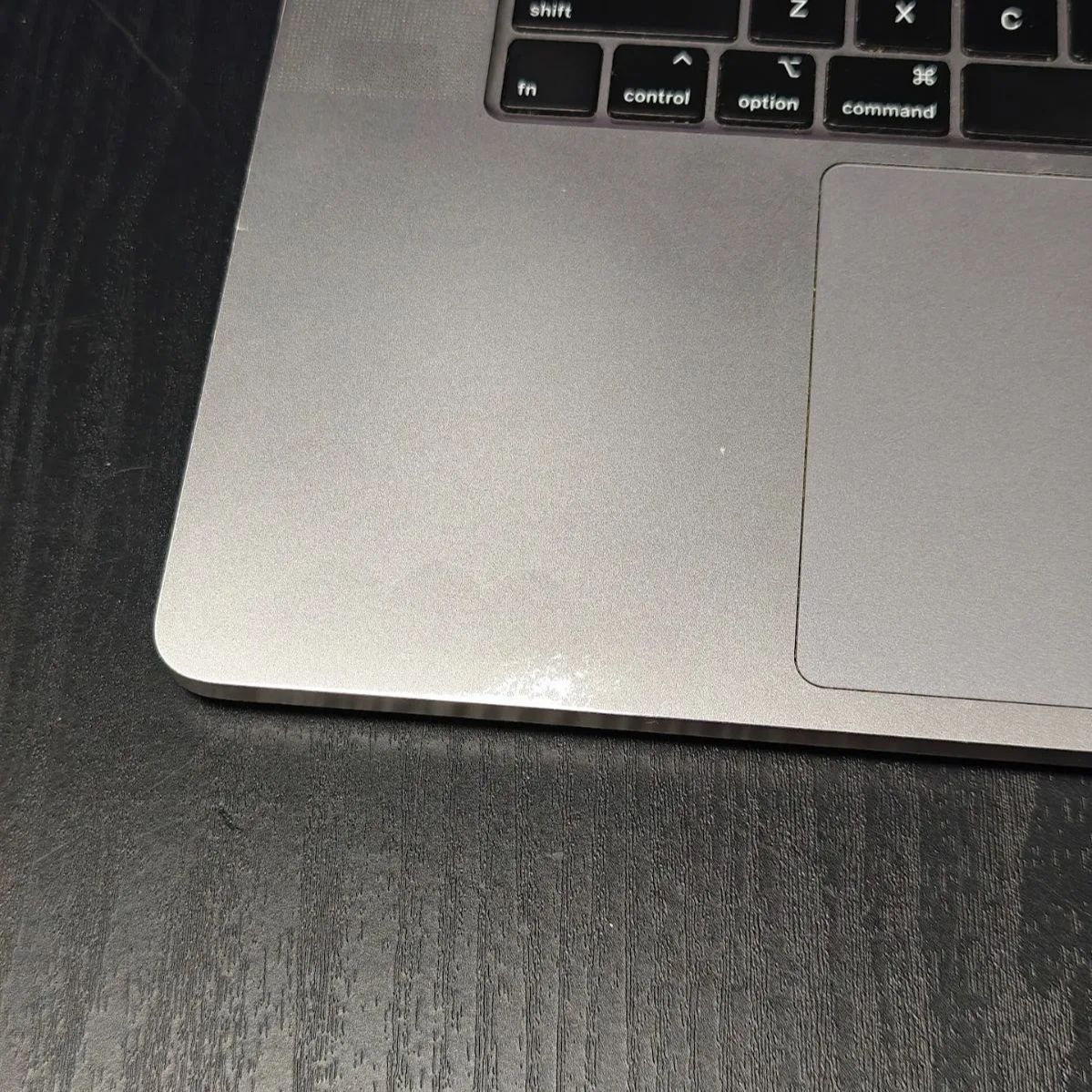 ジャンク】MacBook Pro 16インチ 2019 Core i9 32GB 512GB【起動