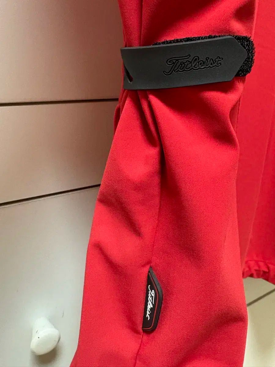 ジップアップ スイング