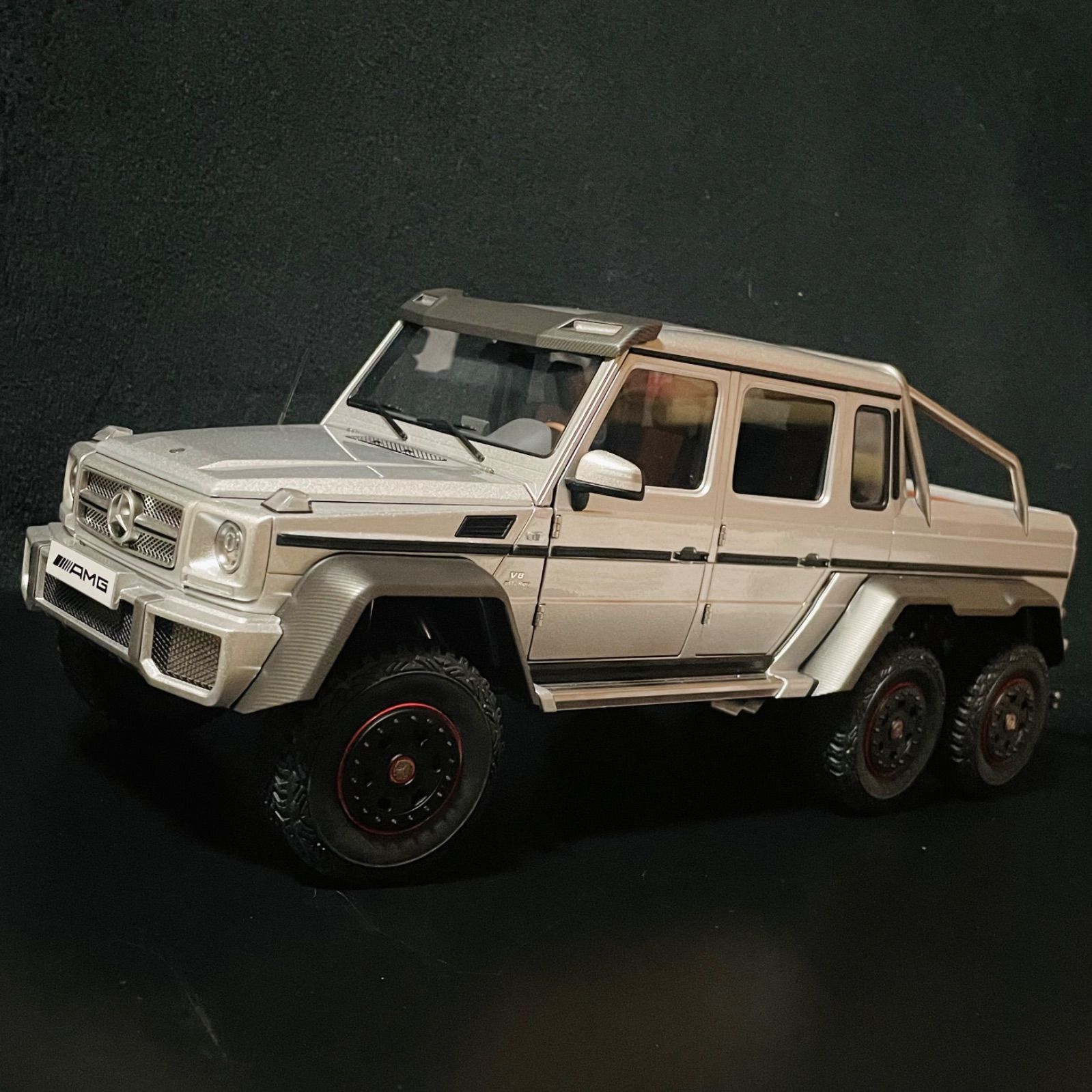 1|18 AUTOart メルセデス ベンツ AMG G63 6×6