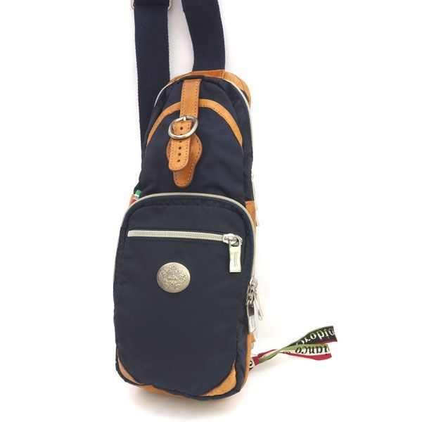 未使用品！オロビアンコ Orobianco TRAVERSO ボディバッグ S-C 01