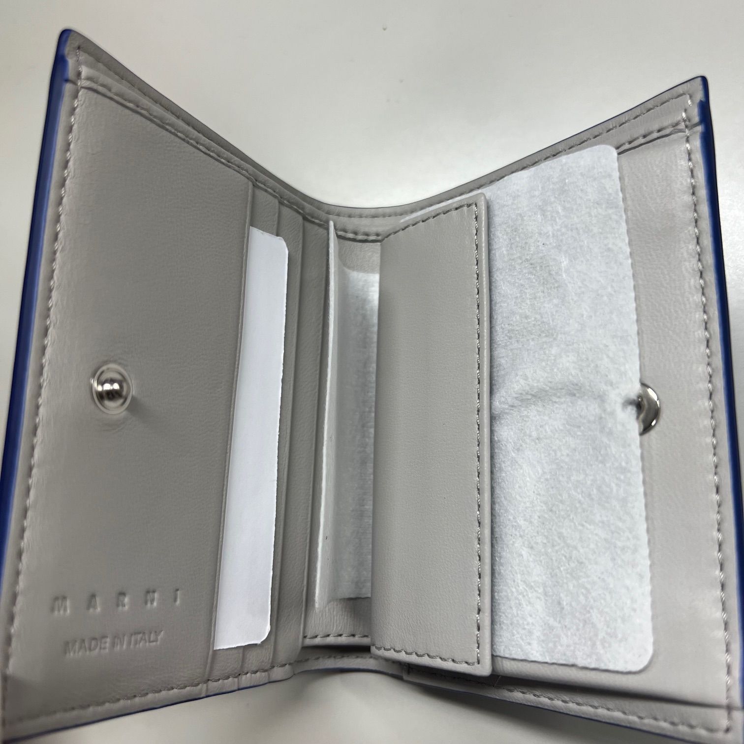 新品 未使用 財布 サイフ マルニ ミニ財布 ウォレット ミニウォレット ブルー MARNI サフィアーノ 二つ折り財布 ミニ財布 ウォレット 豆財布