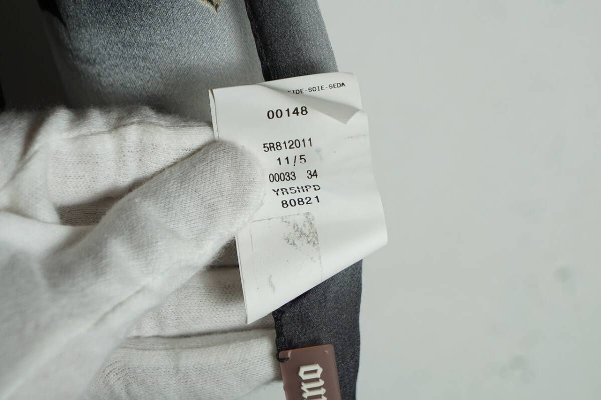 希少 Dior ジョンガリアーノ 迷彩柄 シルク スカーフ 極美品 シフォン 希少 Dior ジョンガリアーノ 迷彩柄 シルク スカーフ 極美品 シフォン