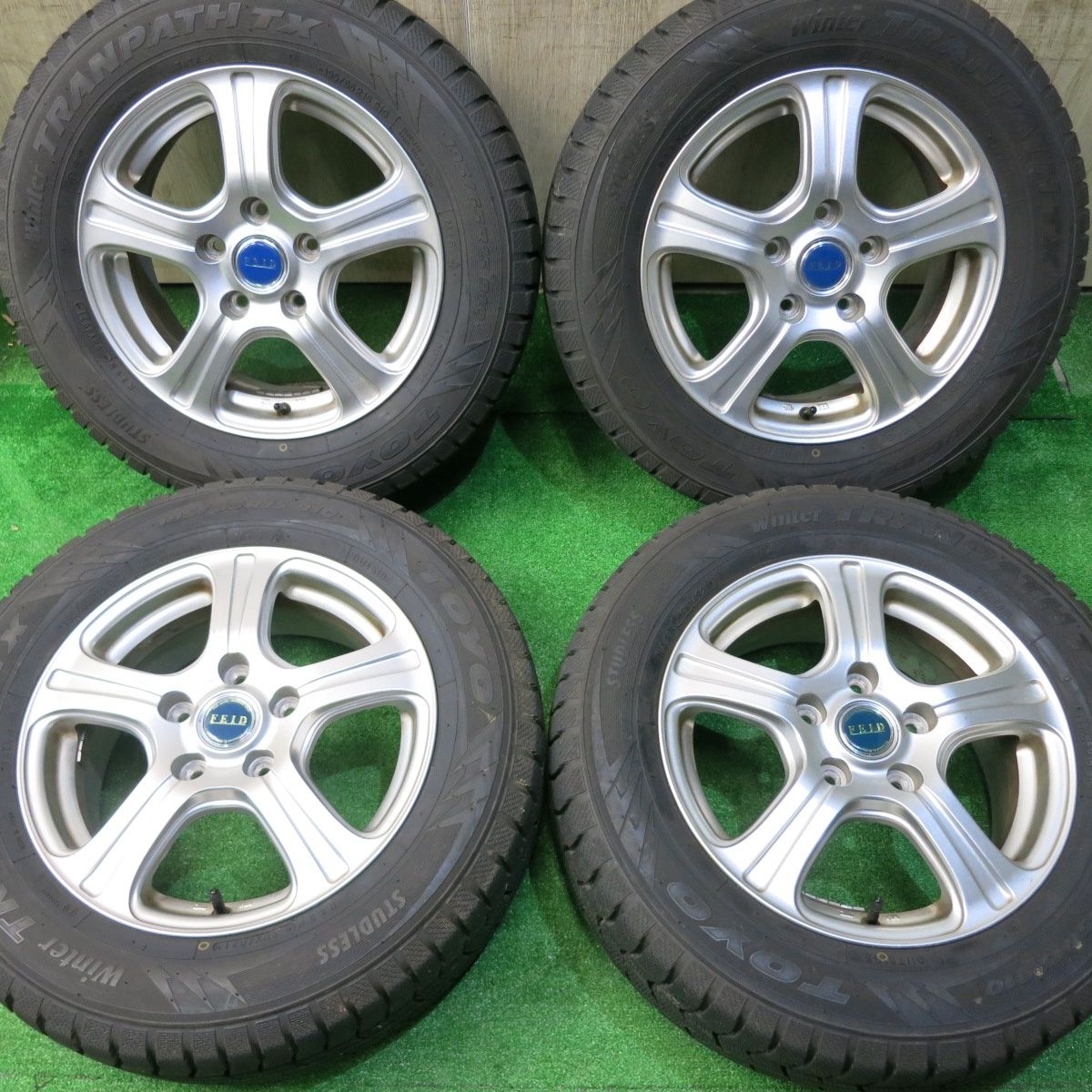 バリ溝 21年 9.5分以上 スタッドレス 195|65R15 トーヨー ウインター トランパス TX FEID 15インチ PCD114.3|5H 5051302NJス