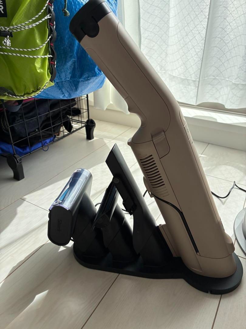 シャーク 掃除機 Shark 充電式ハンディクリーナー 680gライトモカ