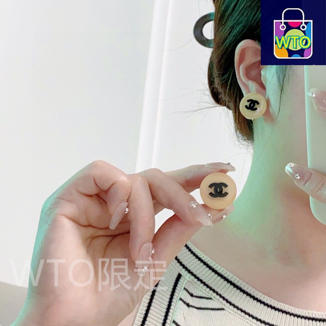 ★かわいい耳元を演出★CHANEL イヤリング 今日特価】CHANEL 小香風 非穿孔式イヤリング 香奈儿耳