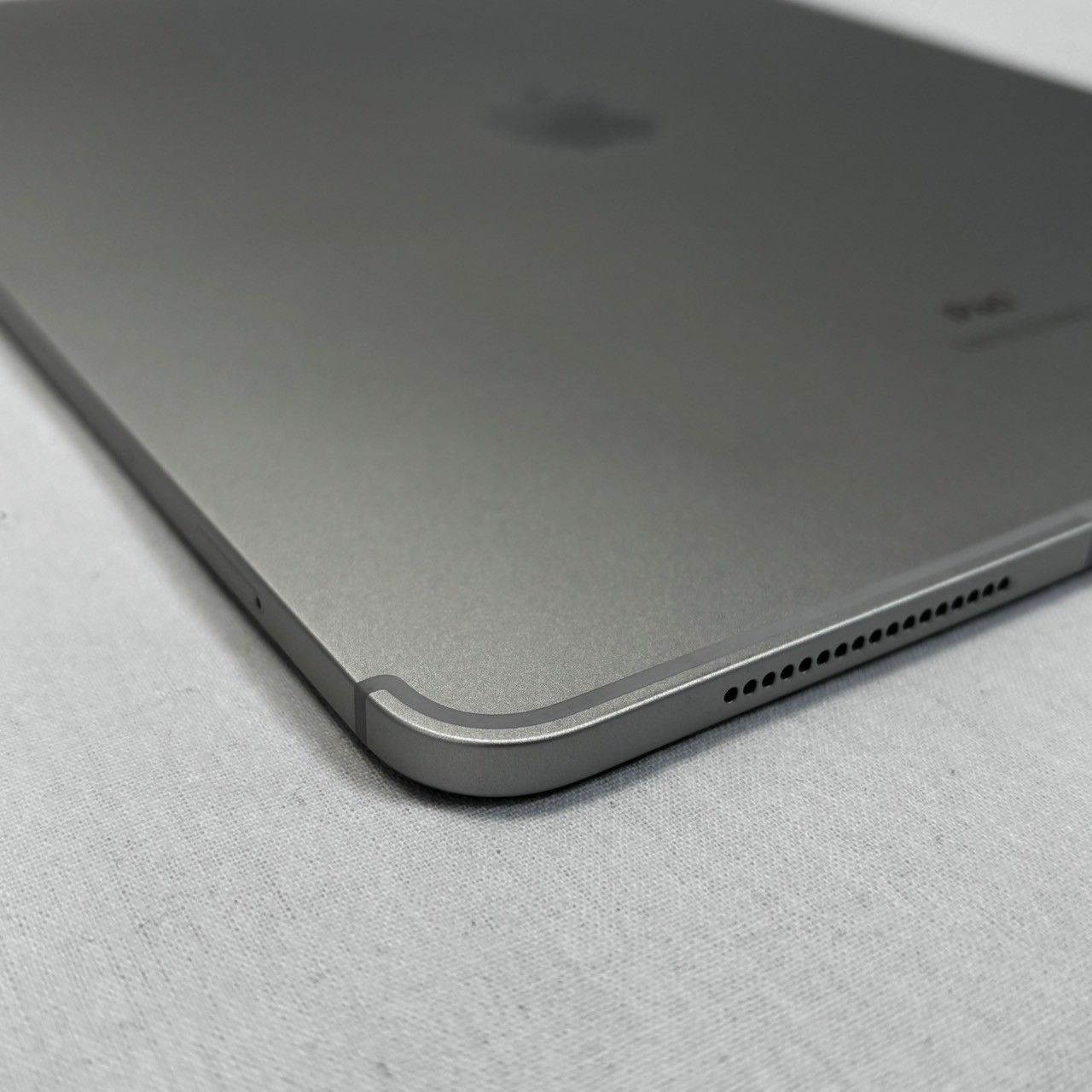 iPad|Pro|12.9インチ|第4世代|128GB|MY3D2J|A|スペースグレイ|SIMフリー ケース付|No.718