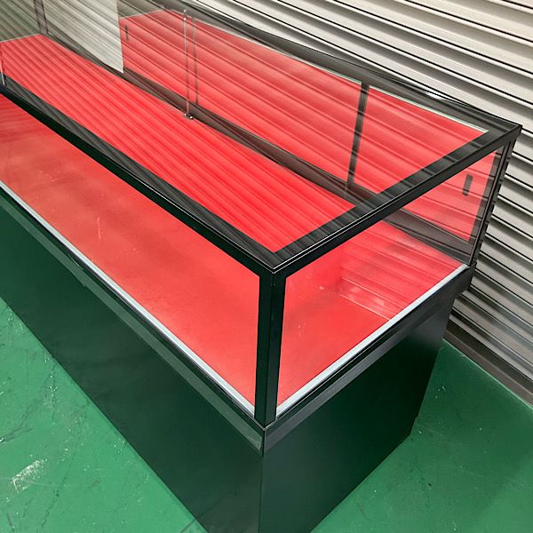 ガラスショーケース