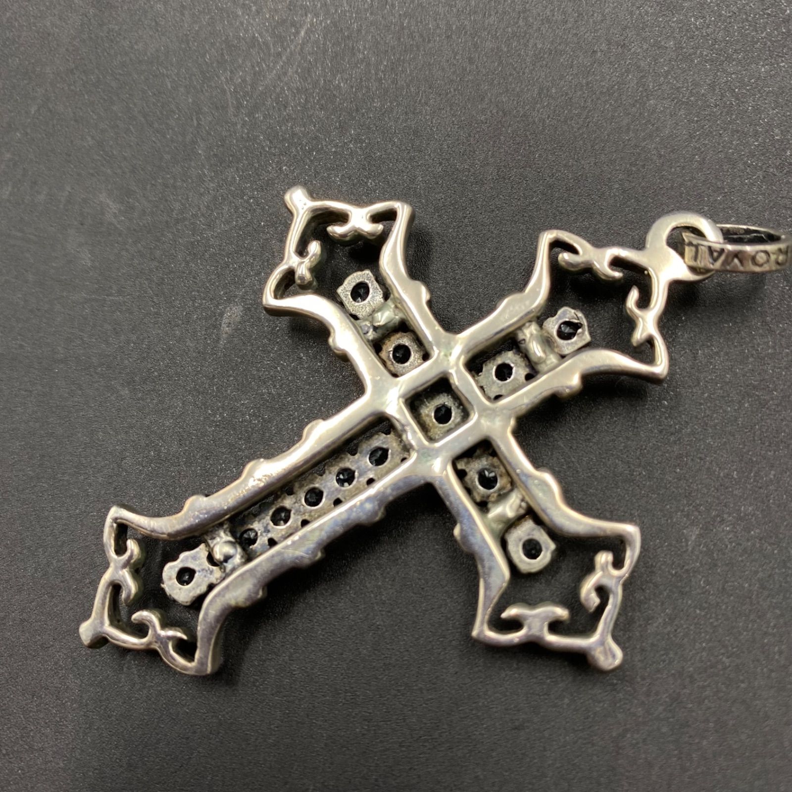 34 RoyalOrder ロイヤルオーダー ラージコンソートクロス ペンダント