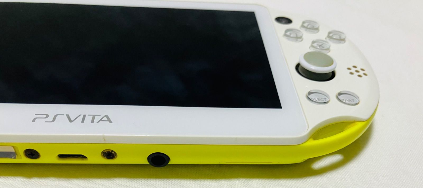 PlayStation Vita - PlayStation Vita Wi-Fiモデル ライムグリーン ♡ 51ha92jSpSL._SS200_.jpg