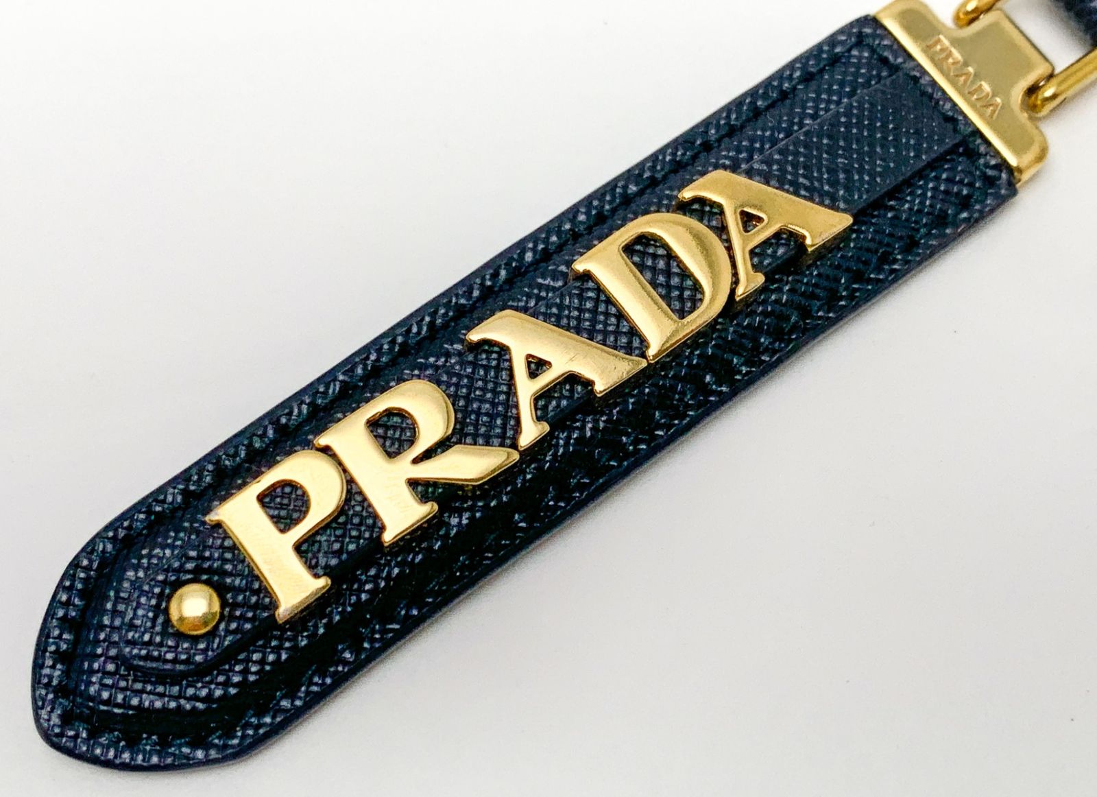 PRADA プラダ PRADAロゴ サフィアーノ キーリング 1PP067 黒 ブラック キーホルダー チャーム ブランド 小物