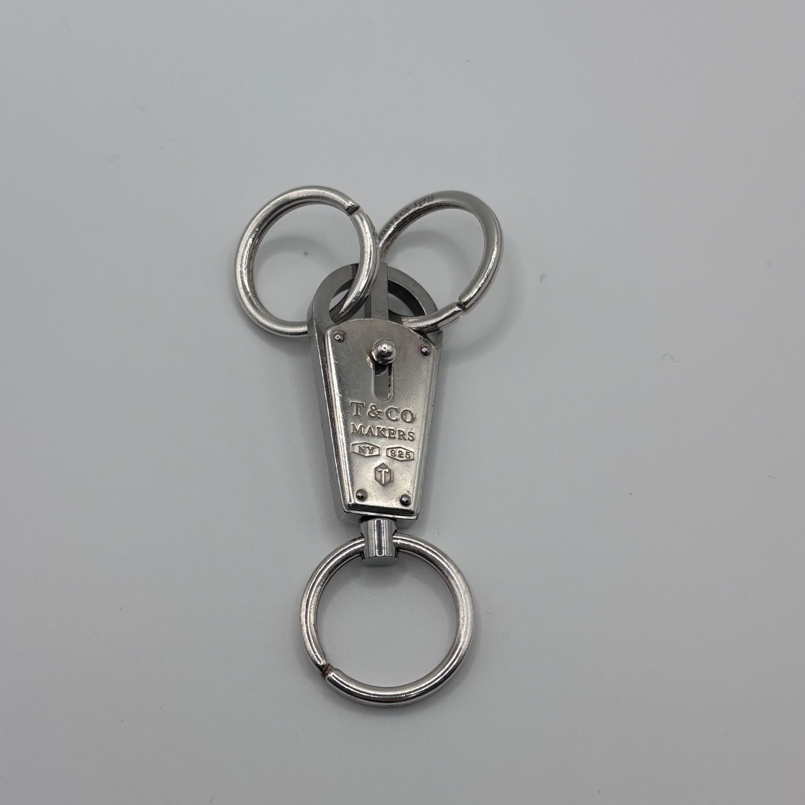 Tiffany ティファニー　1837 メイカーズ　バレット　キーホルダー ティファニー 1837™ メイカーズ バレット キー リング | Tiffany