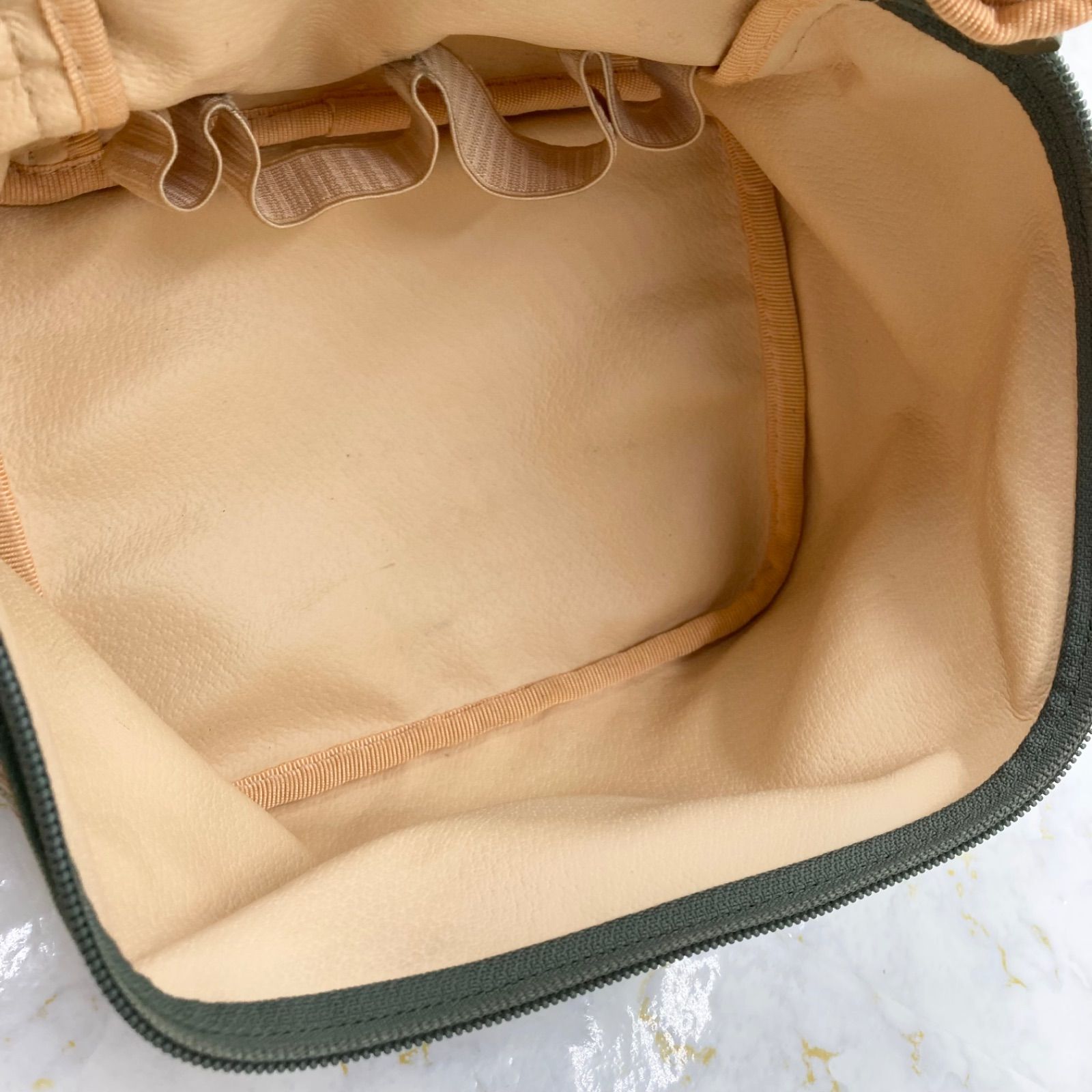 066 ETRO エトロ バニティバッグ ペイズリー 化粧ポーチ ブラウン 066 ETRO エトロ バニティバッグ ペイズリー 化粧ポーチ