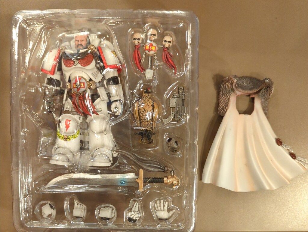 JOYTOY WARHAMMER40,000 WHITE SCARS CAPTAIN KOR'SARRO KHAN - メルカリ