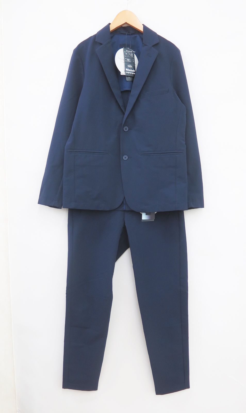 Lui'sクリワキタカヒロさんのテーラードジャケットを使った