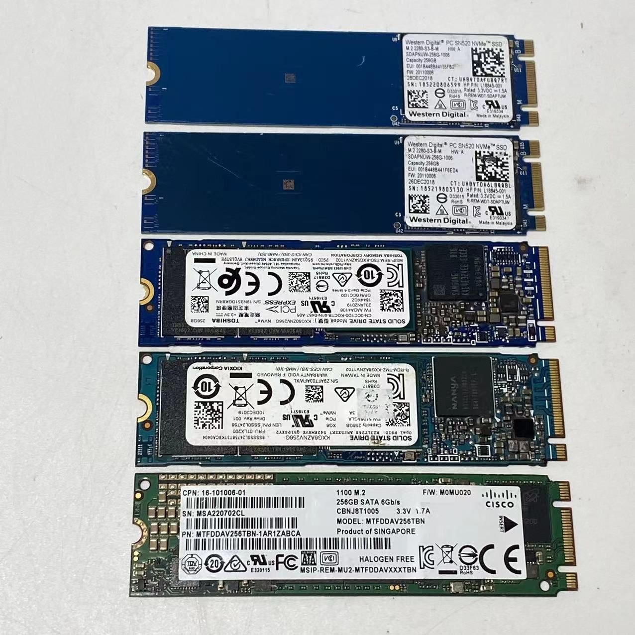 2.5インチ SSD256gb 128gbなど データ消去 済