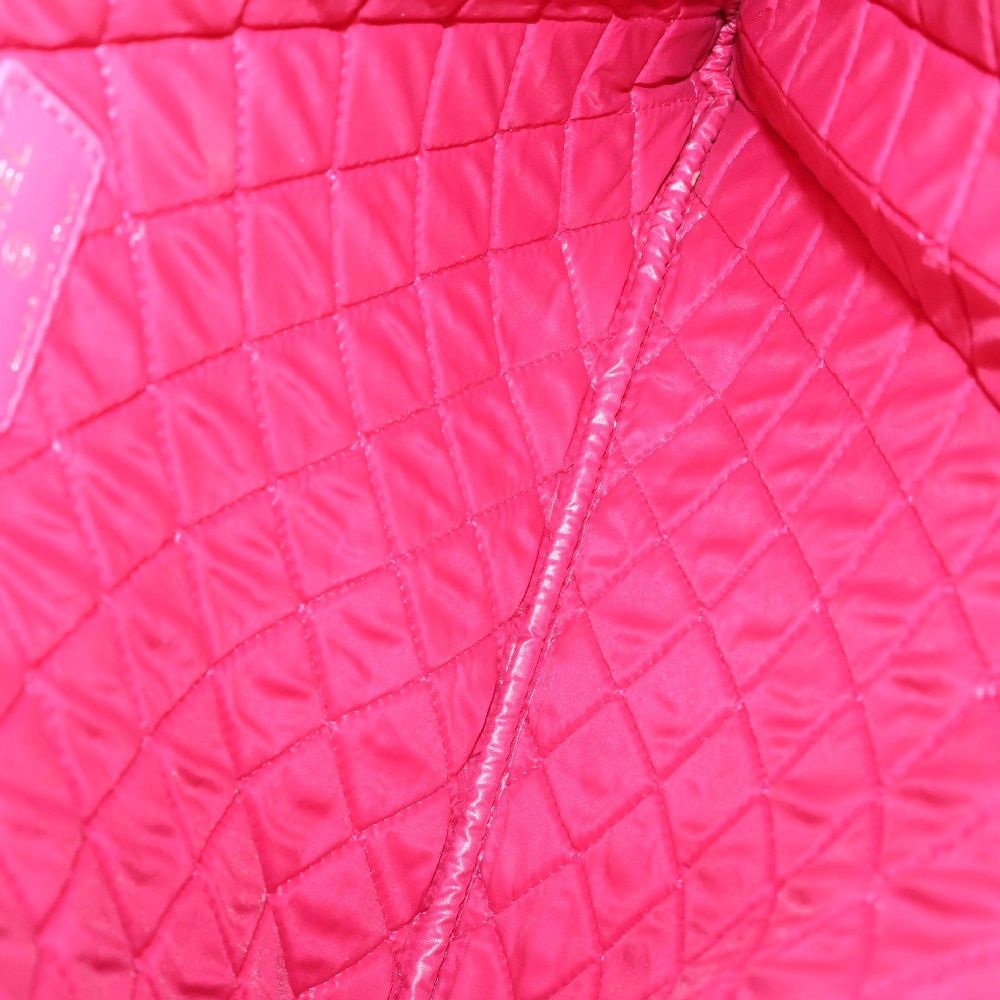 CHANEL (シャネル) クラッチバッグ ココマーク パテント ハート