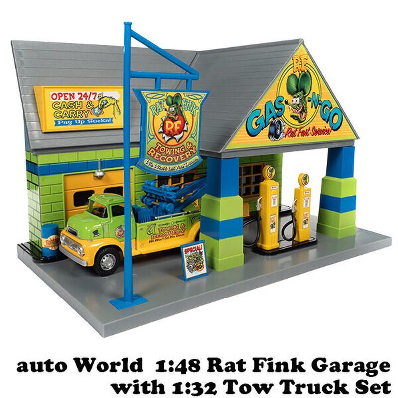 AUTO WORLD 1:48 RAT FINK Garage with 1:32 Tow Truck Set 【ラット