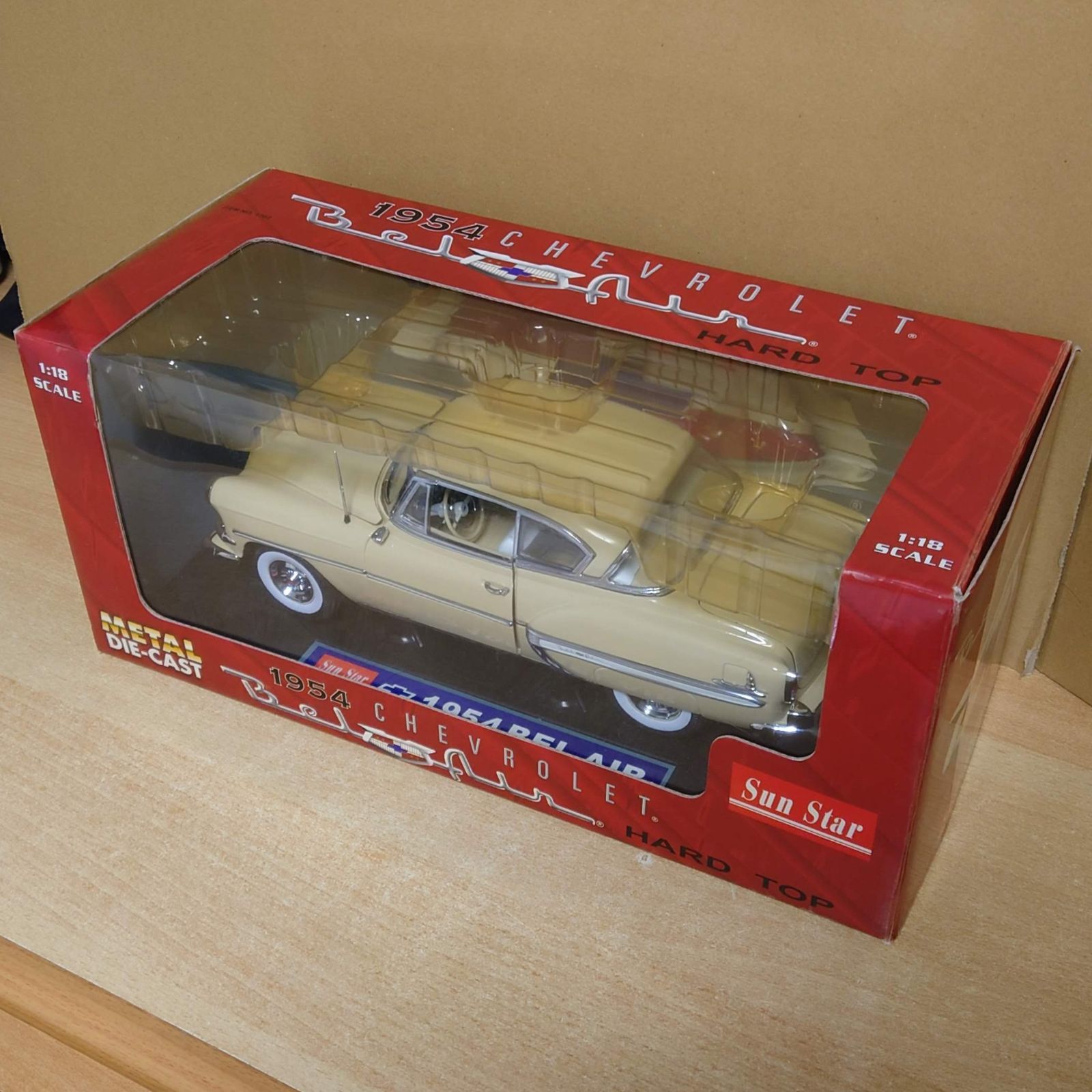 1/18 シボレーベルエア Chevrolet Bel Air Hard Top 1954