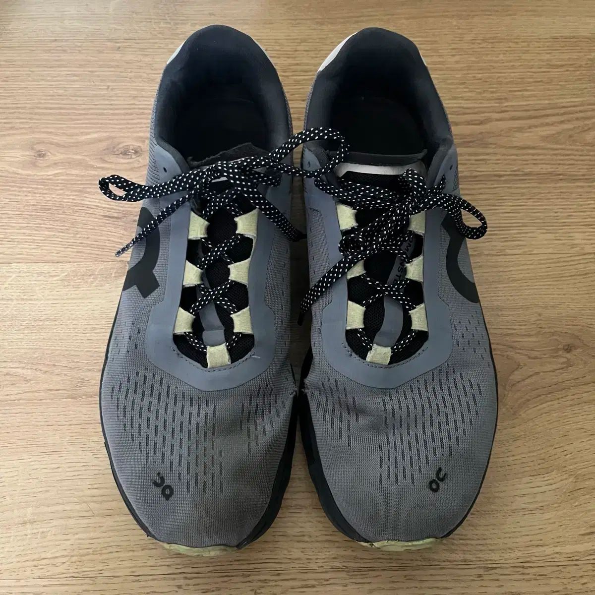 On Cloudmonster 2 ペールグレー 25.0センチ On Running Cloudmonster