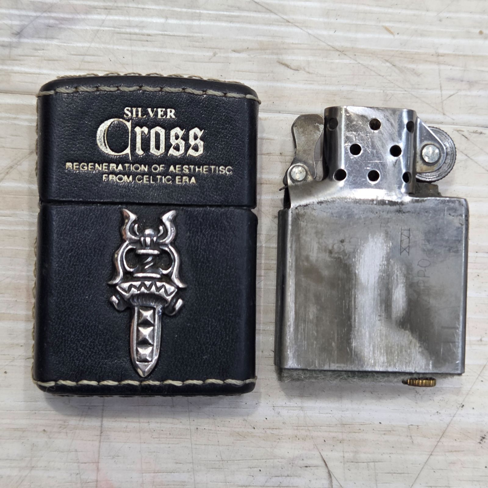 ZIPPO 防風ライター No. 9382 キーチェーン付き ZIPPO 防風ライター No. 9382 キーチェーン付き