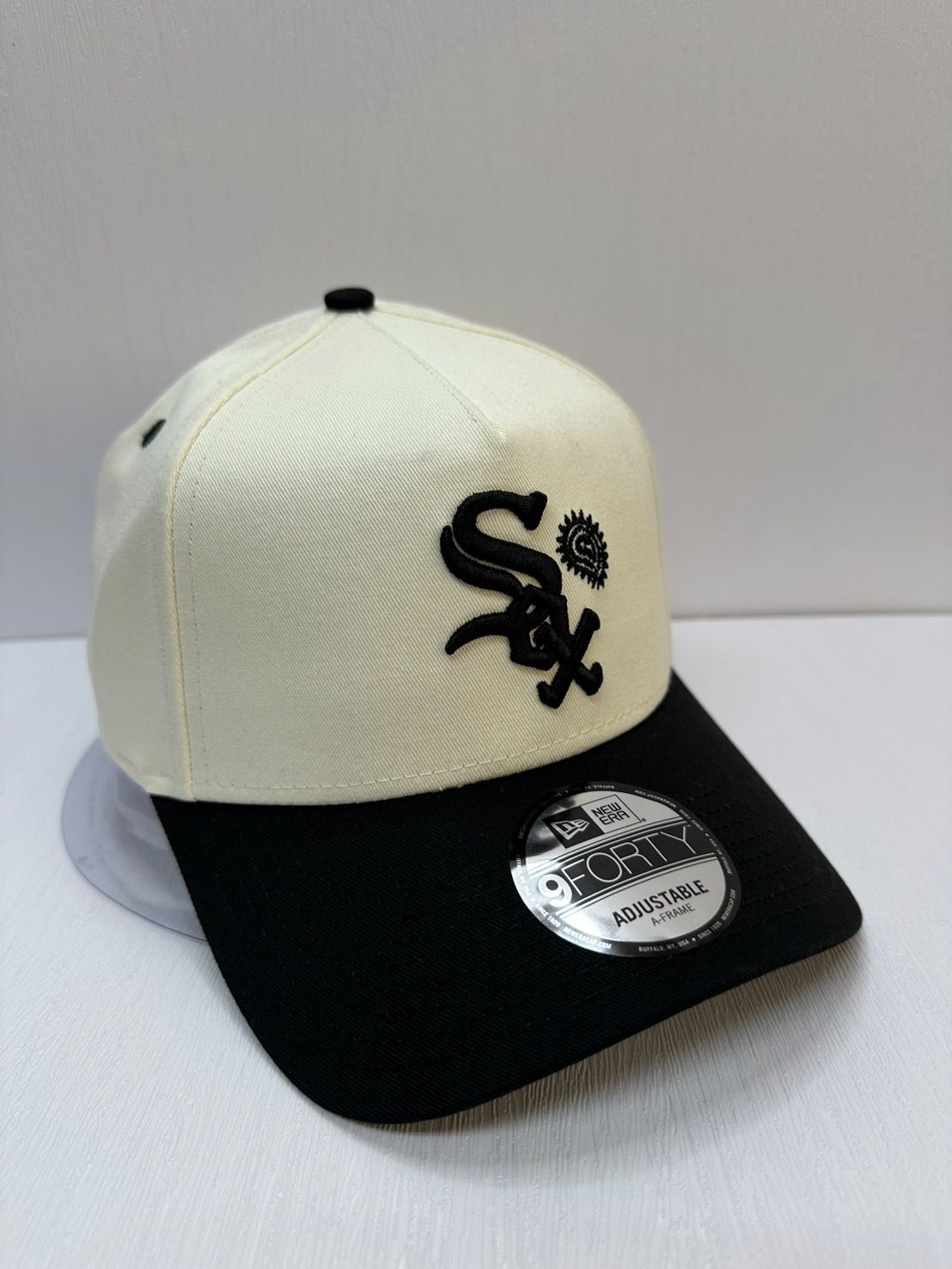 Newera シカゴホワイトソックス ペイズリー 9forty A-FRAME スナップバックキャップ ツートン