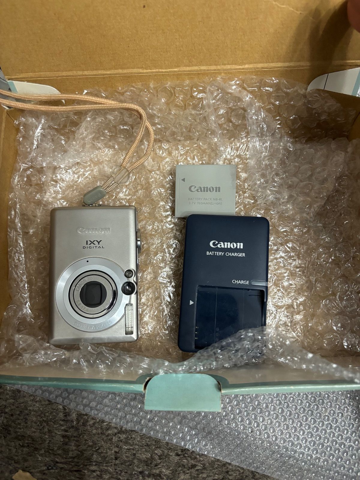 Canon キャノン IXY70 DIGITAL70 10241 - メルカリ