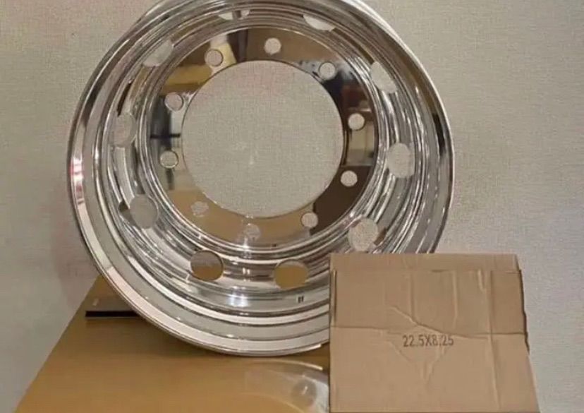 ☆宣伝セール中☆トラック用アルミホイール ☆両面鏡仕上げ☆22.5×8.25 