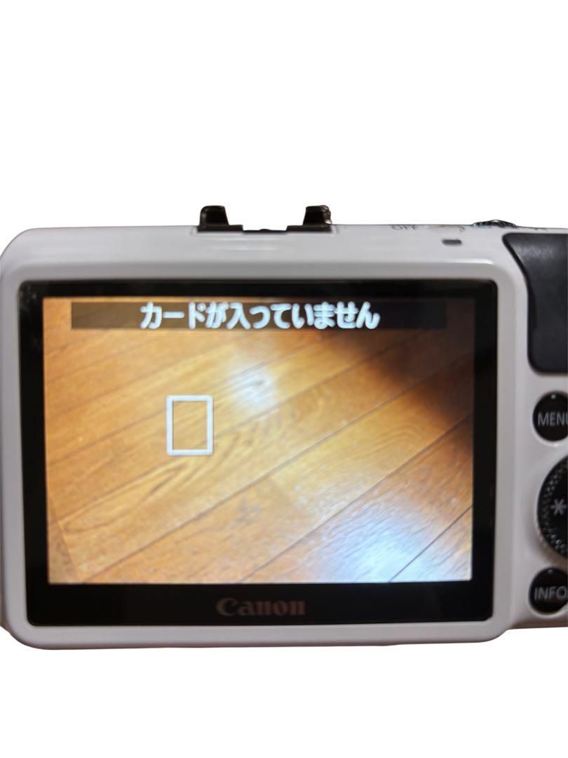 Canon ミラーレス一眼カメラ EOS M レンズキット 初代 ホワイト Canon