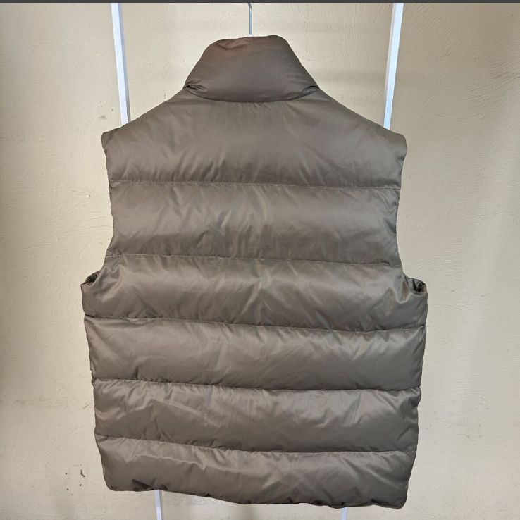 MONCLER ベージュ ダウンベスト サイズ2 MONCLER ベージュ ダウンベスト｜本日限定特価｜新品未使用