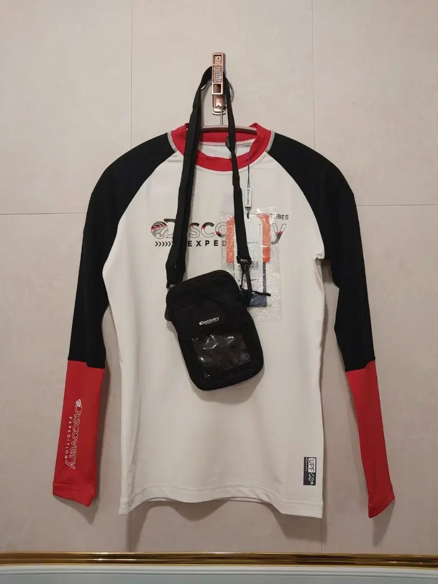 ディスカバリー レディース ラッシュガード T シャツ 90 サイズ
