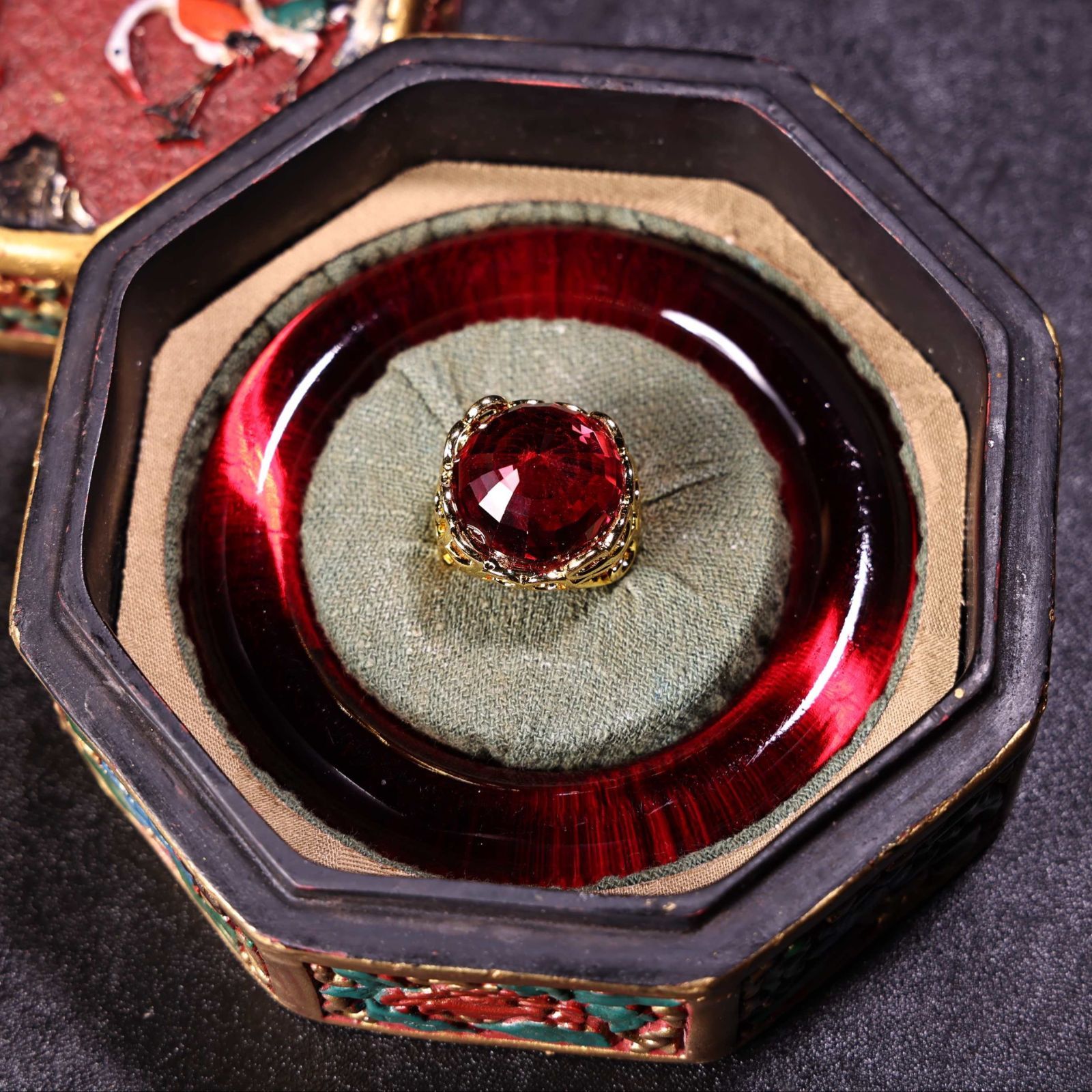 『ヘパイストスの遺産』 古代のリングと浮彫の古コレクション 270ページ ANTIDOTE BUYERS CLUB - Engraved Flat Ring (SILVER
