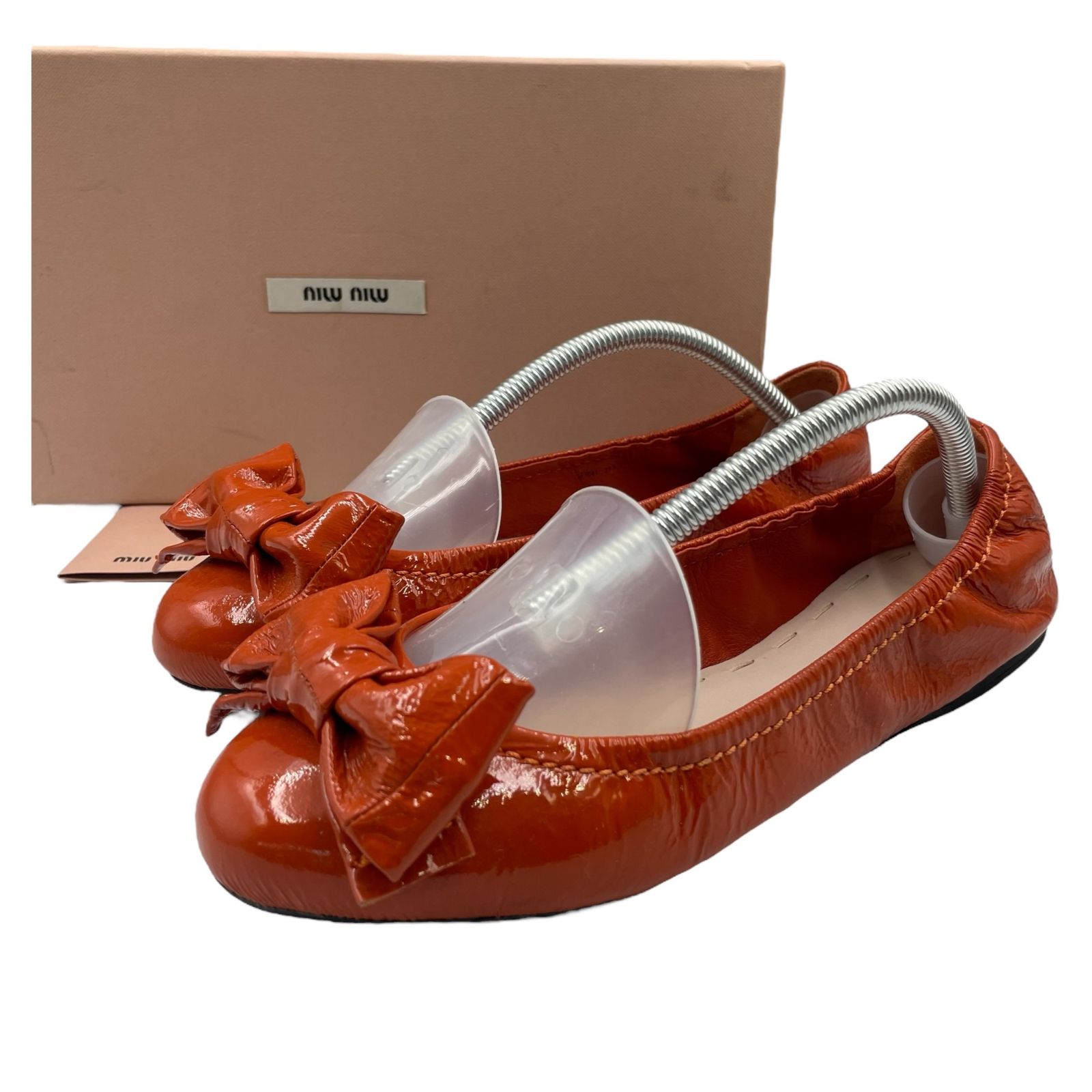 週末限定セール!miumiu バレエシューズ 37サイズ エナメル 中古 未使用品 MIU MIU ミュウミュウ MIU MIU バレエシューズ