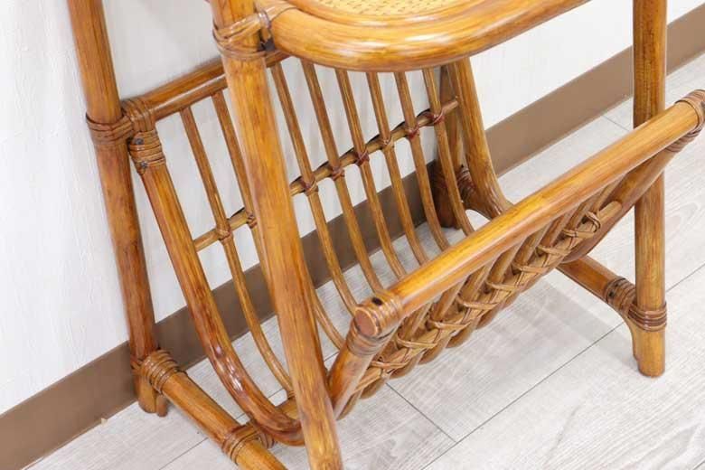 良い 軽量ラタン テーブル付きマガジンラック 壁付 手作り サイド