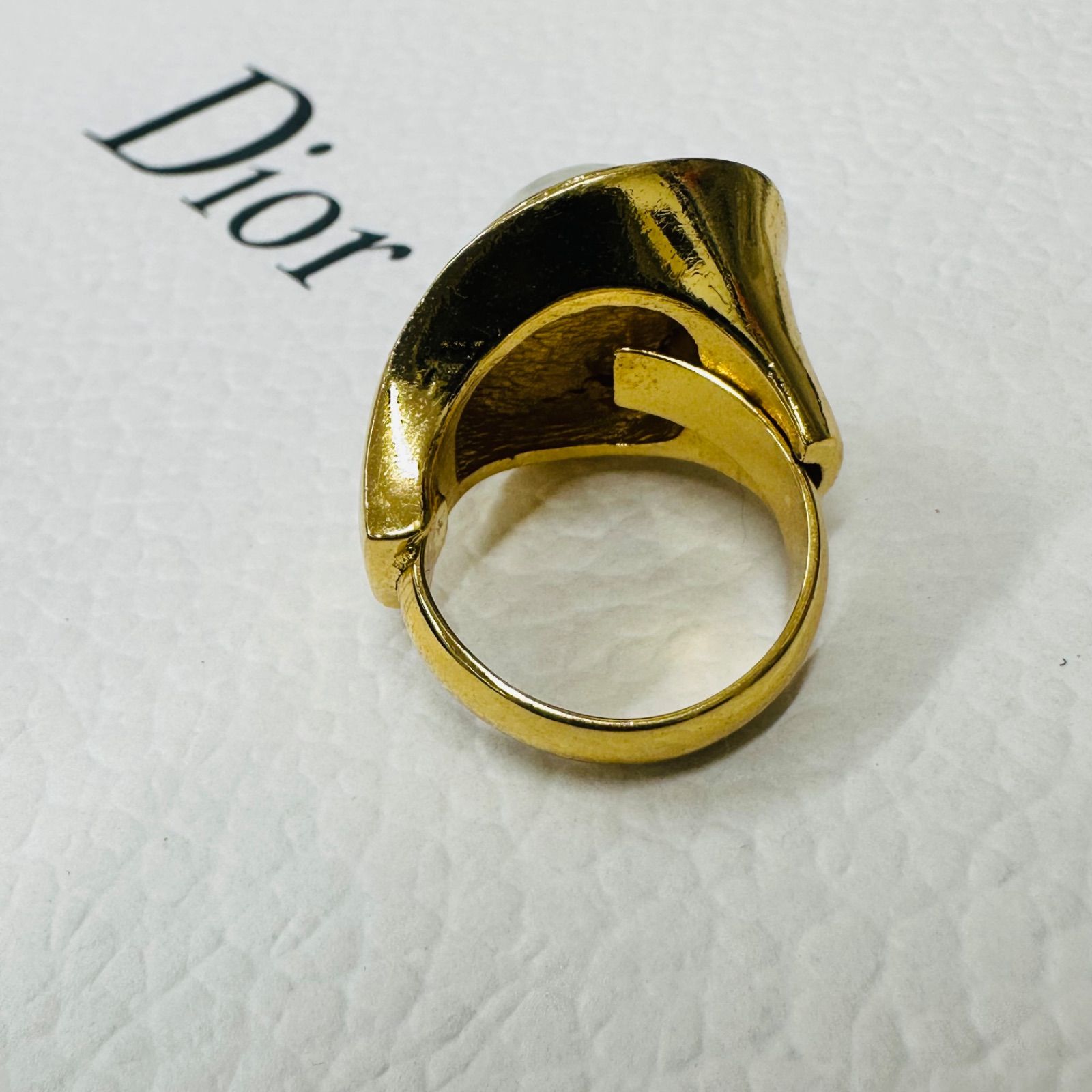 Christian Dior クリスチャンディオール フェイクパールライン