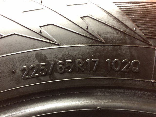 TOYO Winter TRANPATH TX 225/65R17 17インチ スタッドレス 4本 22年製 バリ溝 エクストレイル RAV4 ハリアー等　(KTN126)