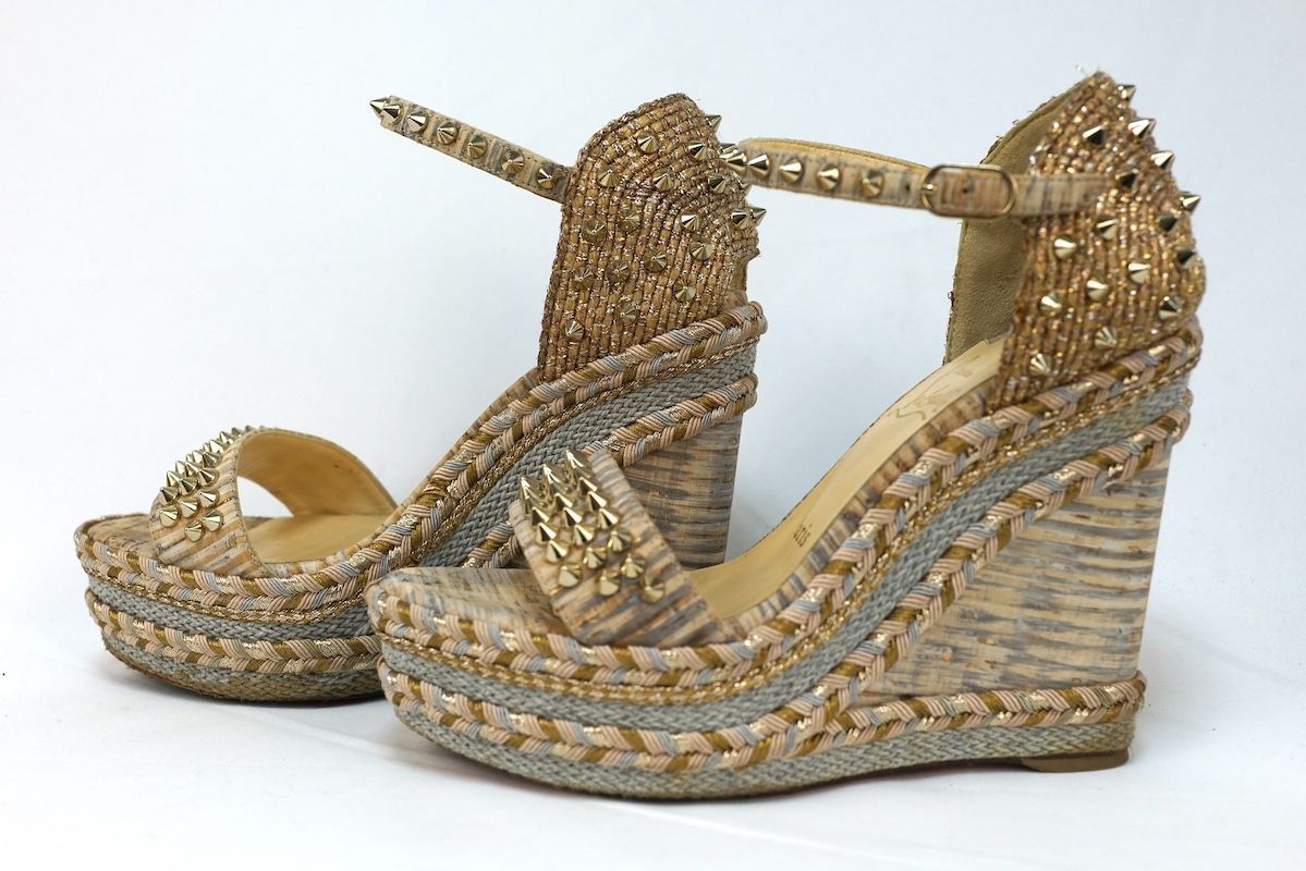 Christian Louboutin クリスチャンルブタン ヒールサンダル マドモニカ