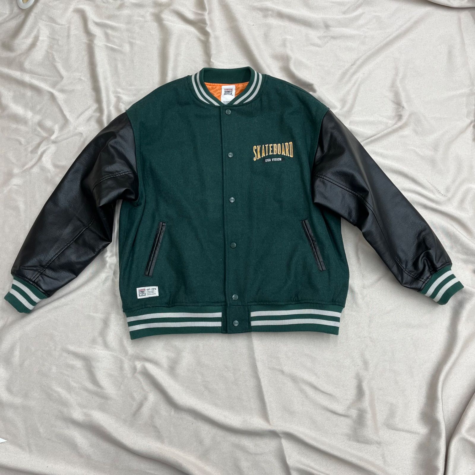 VISION STREET WEAR ヴィジョンストリートウェア スタジャン 