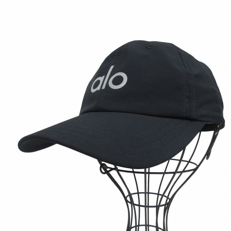 Alo Yoga Performance Off-Duty Cap ブラック アローヨガ Alo Yoga Off-Duty Performance Cap ロゴ キャップ 帽子 黒