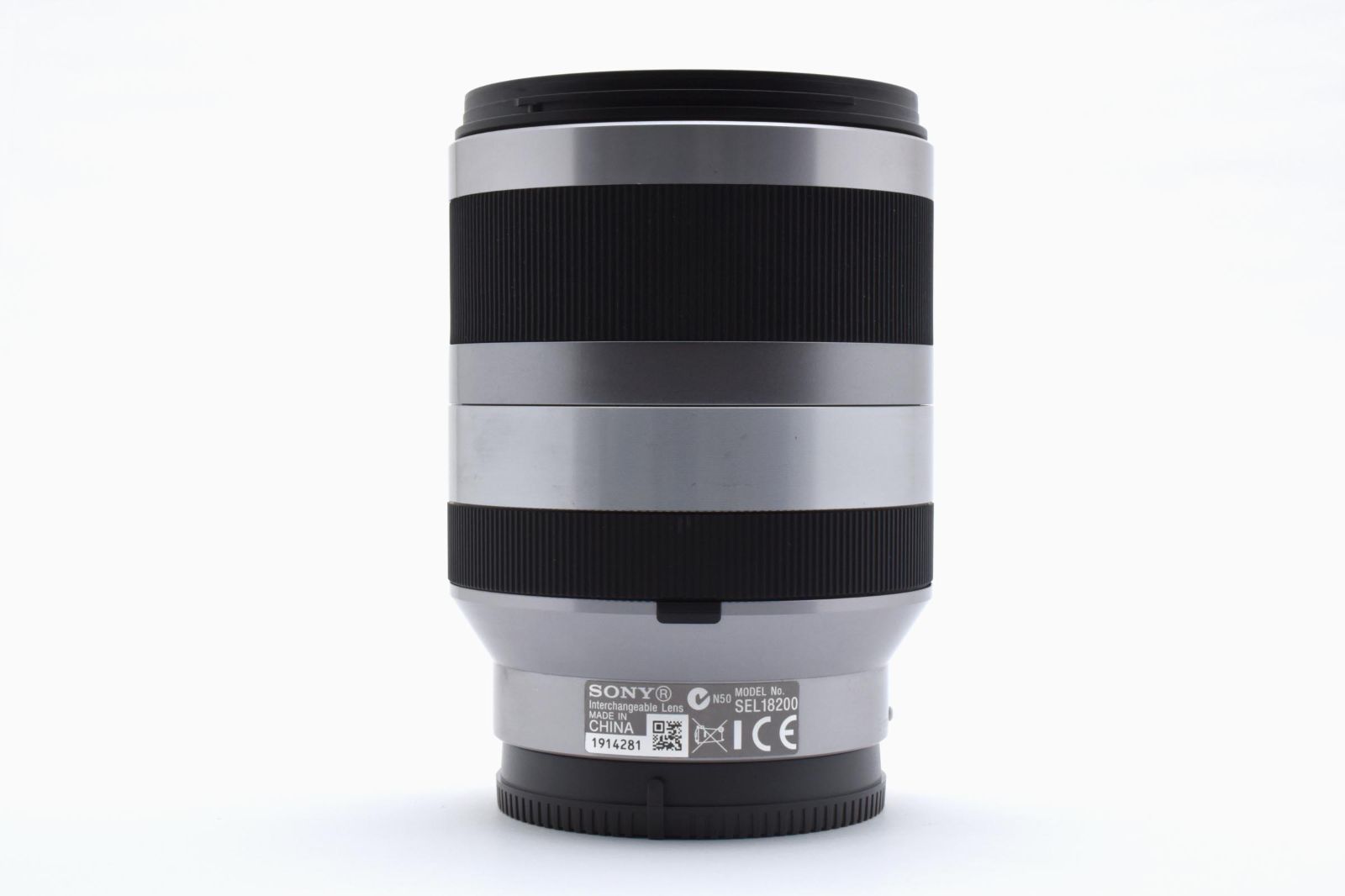 ☆美品☆ソニー SONY 18-200mm F3.5-6.3 OSS SEL18200 《付属品