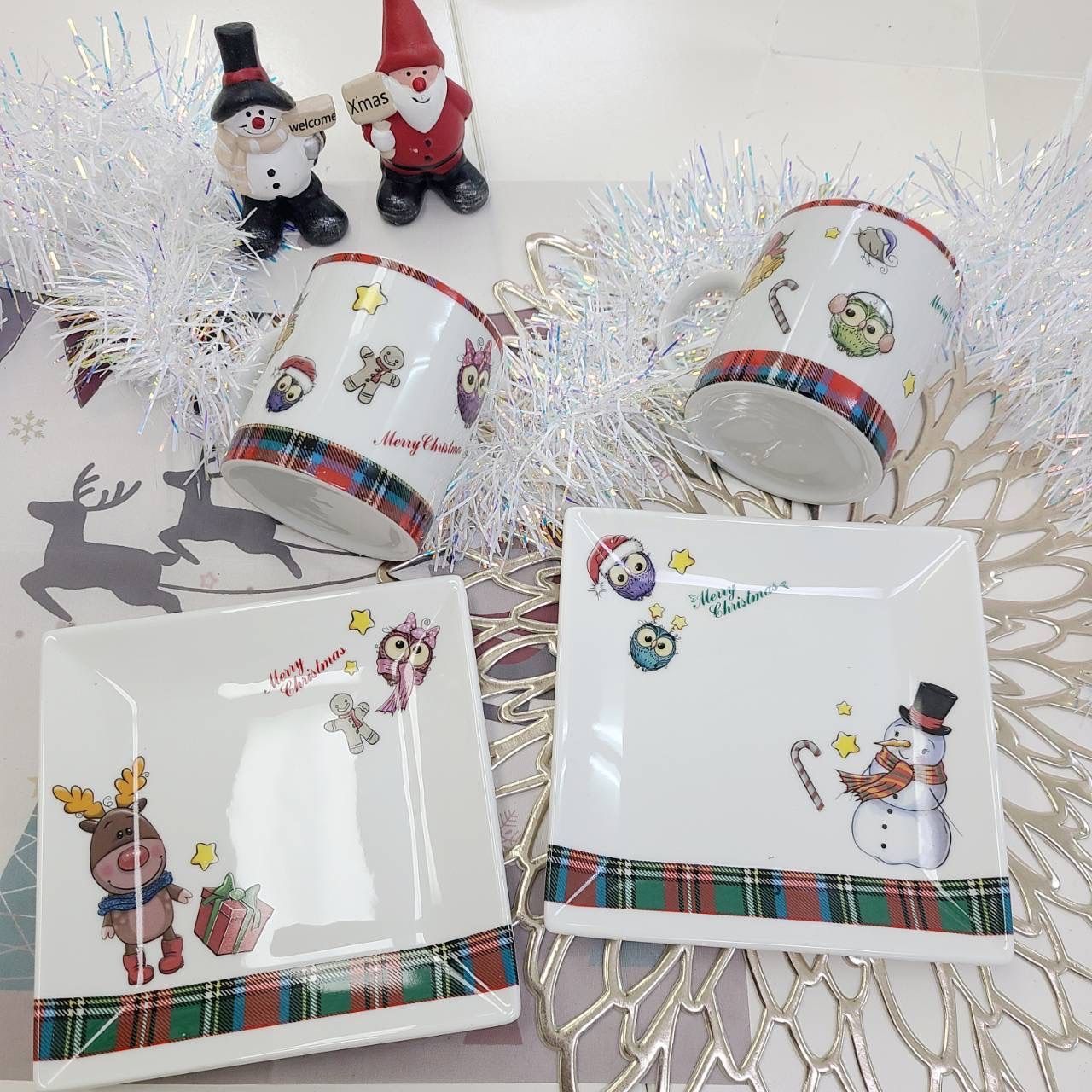 クリスマスデザイン 食器セット Amazon.co.jp: 16ピース クリスマス皿 ディナー食器セット