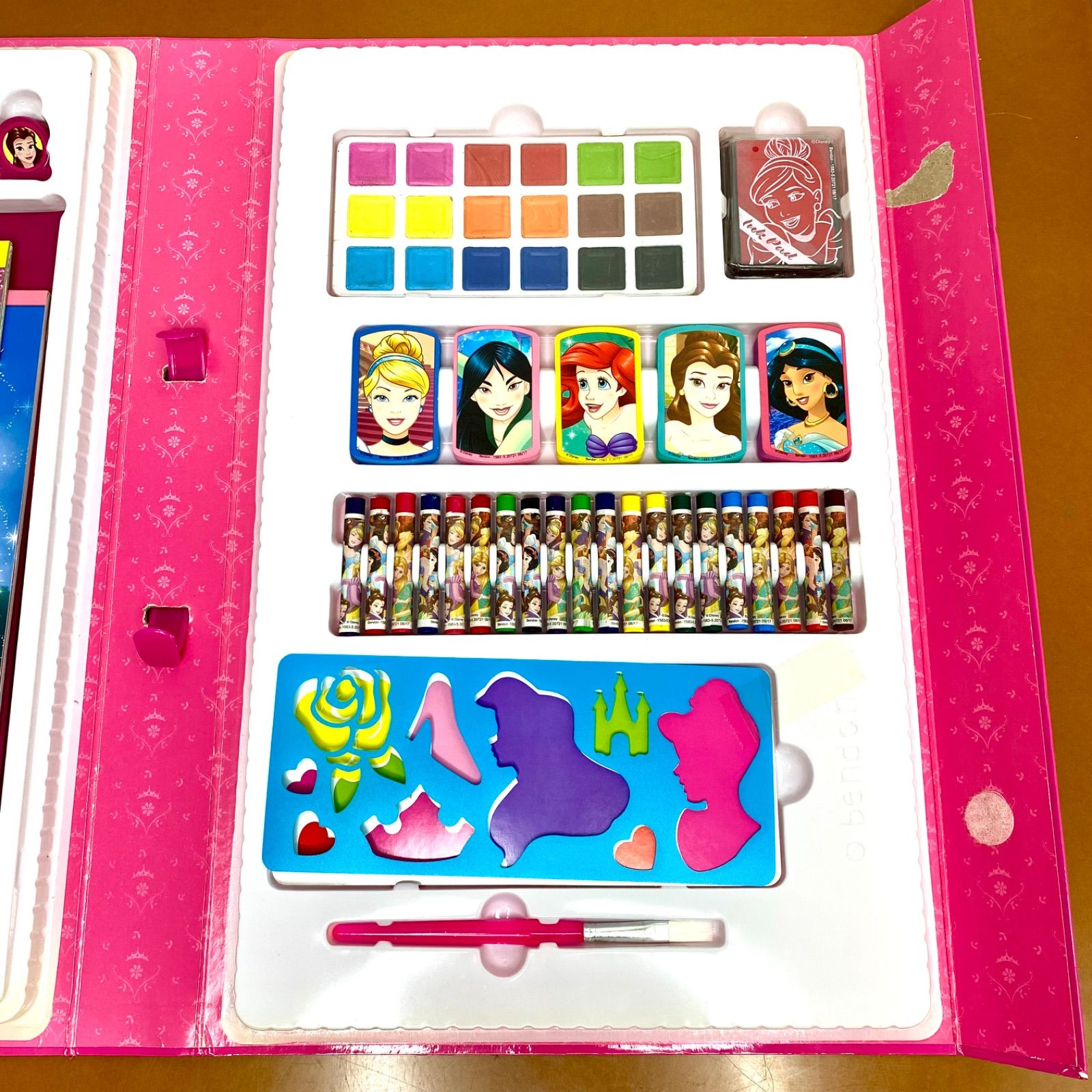 ゆうちゃん様おまとめ専用(*´꒳`*) ディズニー　文具メモセット ゆうちゃん様おまとめ専用(*´꒳`*) ディズニー 文具メモセット