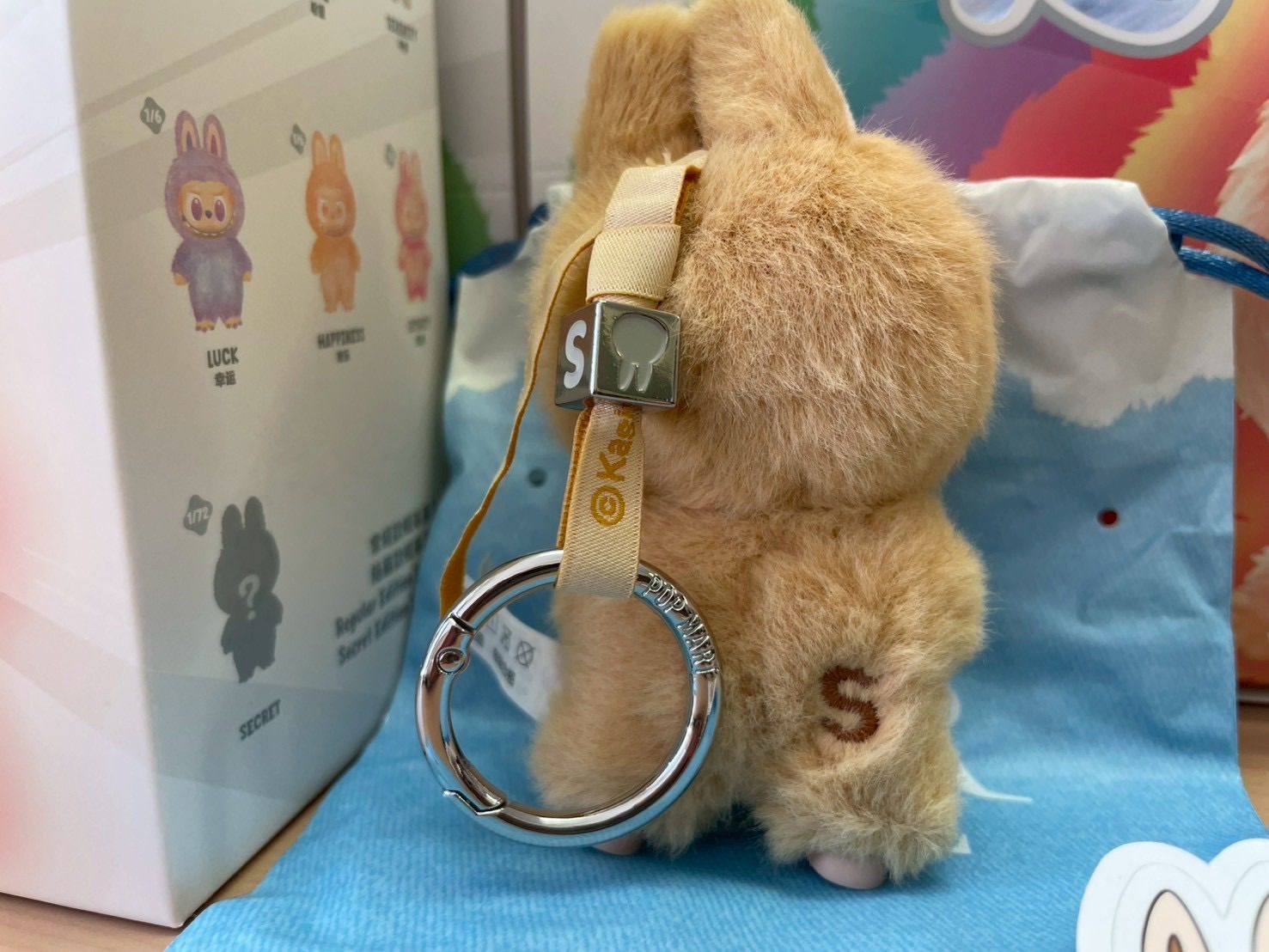 正規品・新品未使用】イニシャル［S］ラブブ LABUBU Biginto Energy