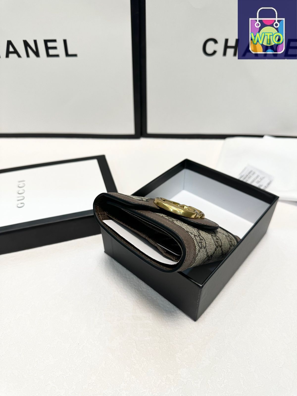GUCCI ショートウォレット 今日特価】Gucci グッチ ショート三つ折りウォレットシリーズ