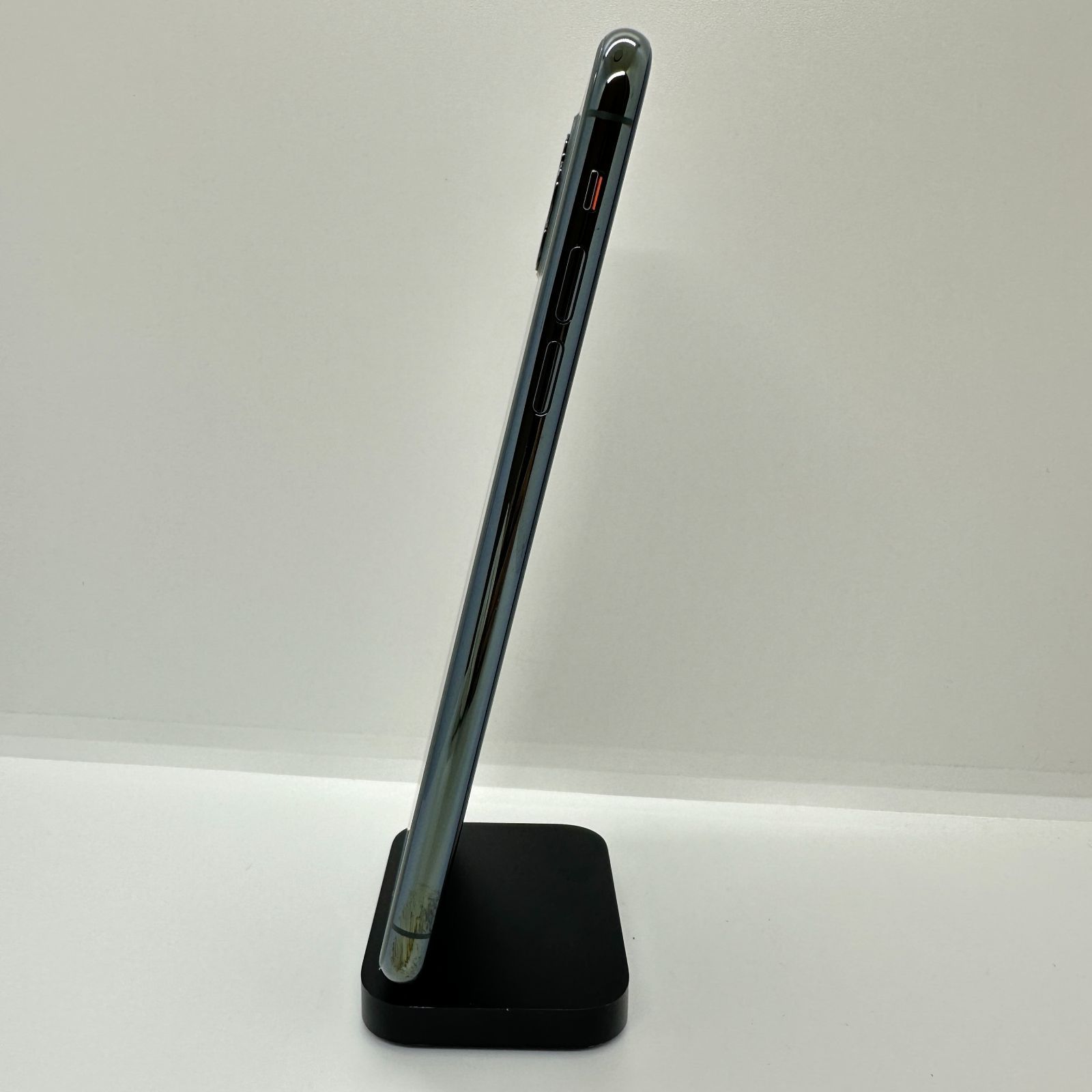バッテリー新品】iPhone11ProMax 64GB グリーン【SIMロック解除済み 