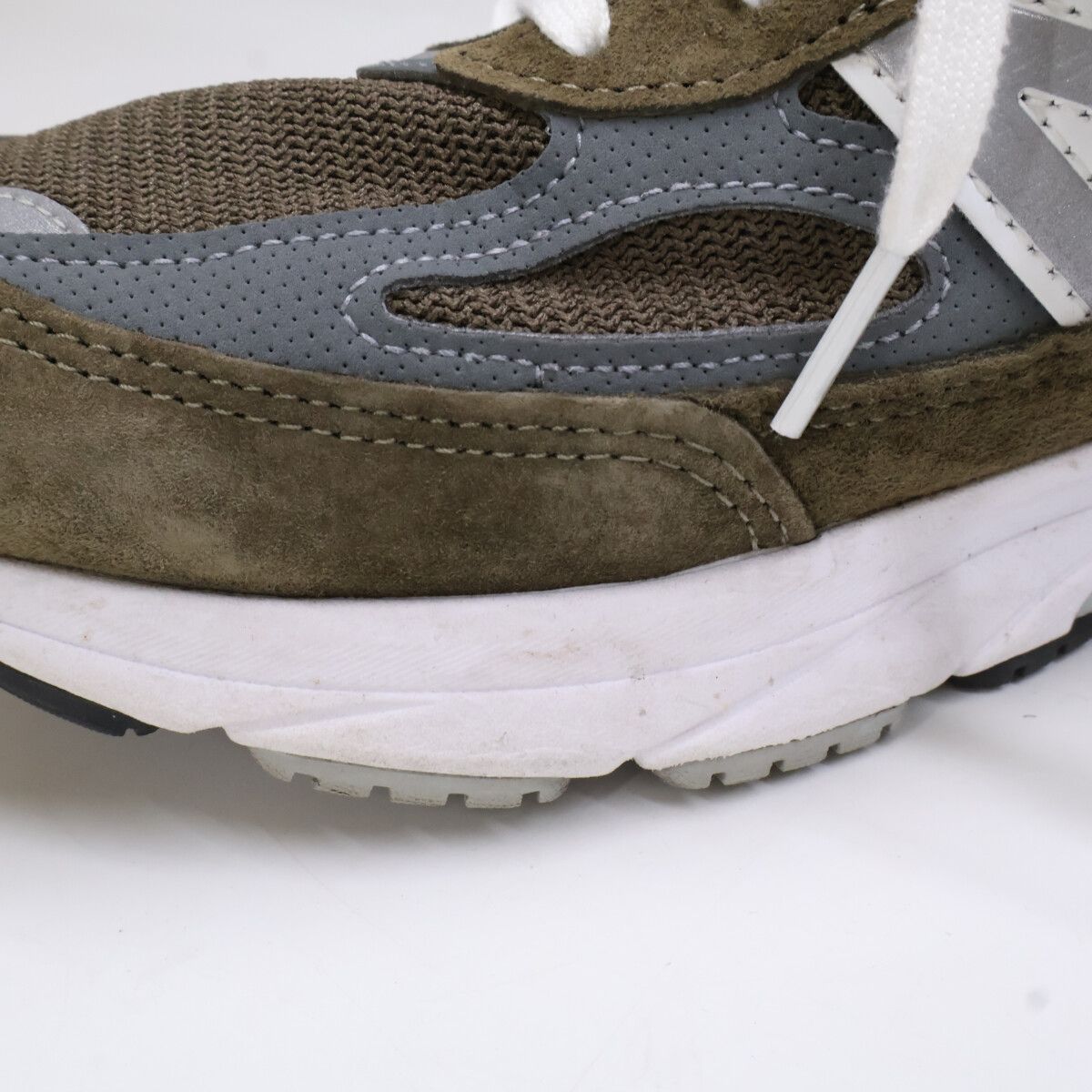 990v6 ローカットスニーカー