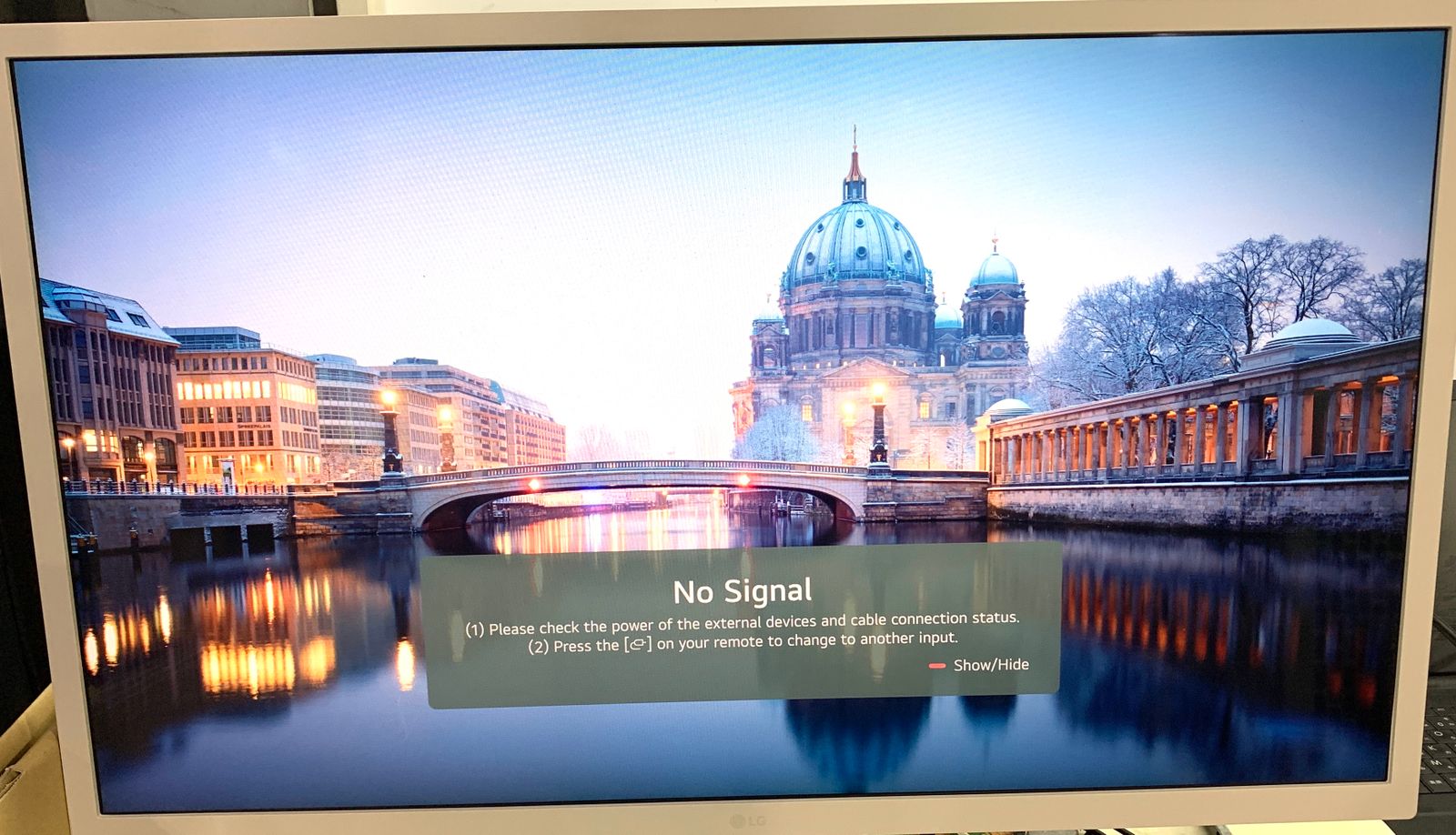 LG スマートモニター | 32SR50F 31.5インチ ベージュ