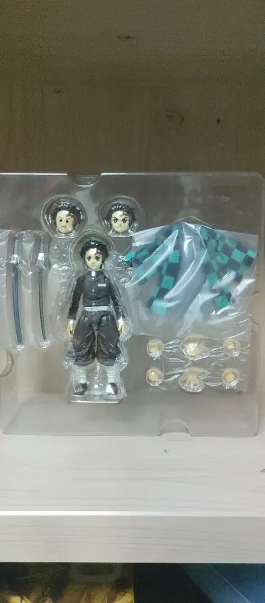 BUZZmod.　鬼滅の刃　竈門炭治郎【開封済中古品】 鬼滅の刃 BUZZMOD かまど 竈門 炭治郎 開封商品