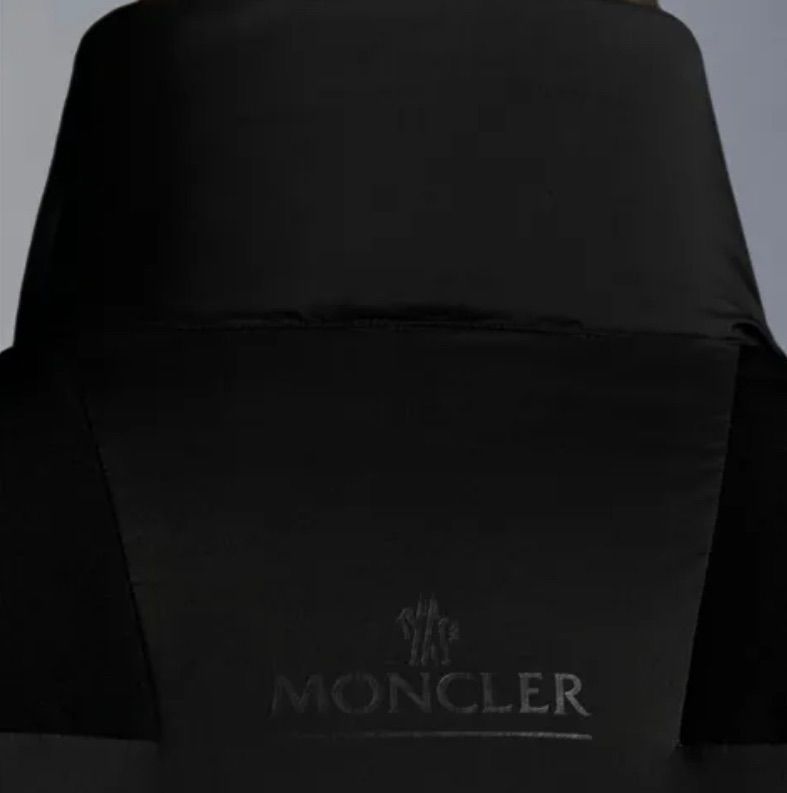 MONCLER 2021-22 AW ダウンジャケット - メルカリ